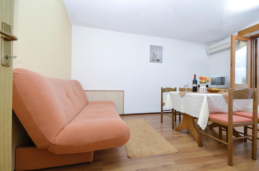 Apartments Ana Baška Voda Szoba fotó